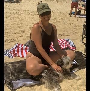 Meet your Posher, Hayley